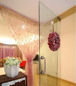 现代三居粉色面卧室装修效果图