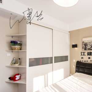 欧式洁白型别墅起居室装修效果图