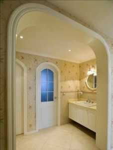 富裕型卫生间灯具浴室柜装修效果图