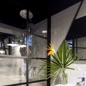 浴缸淋浴房卫生间吊顶欧式装修效果图