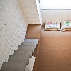 楼梯沙发清新婚房装修效果图