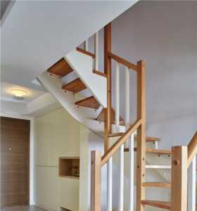 实木楼梯白色楼梯北欧装修效果图