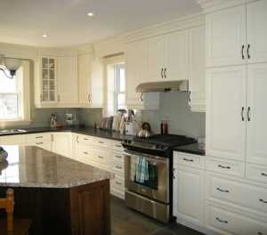 现代别墅白色型厨房装修效果图