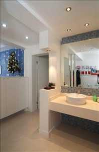 洗手台富裕型卫生间背景墙装修效果图