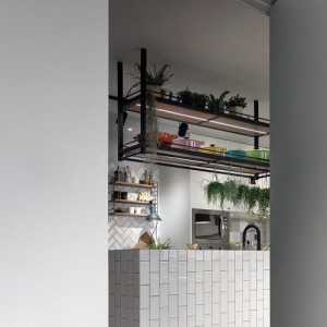 现代别墅深绿色立体柜厨房装修效果图