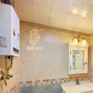 瓷砖背景墙现代浴缸淋浴房装修效果图