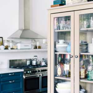 现代家具小厨房橱柜厨房装修效果图