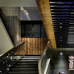现代别墅温馨木质深咖楼梯装修效果图