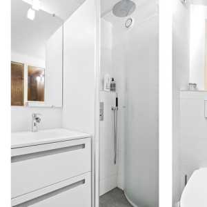 现代卫生间二居卫浴洁具装修效果图